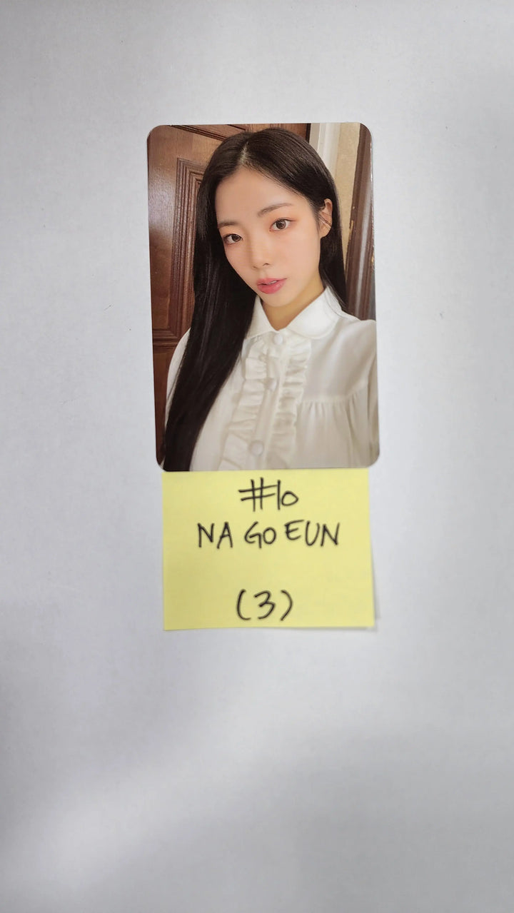 Purple Kiss 'GEEKYLAND' - Official Photocard, Mini Folded Poster - HALLYUSUPERSTORE