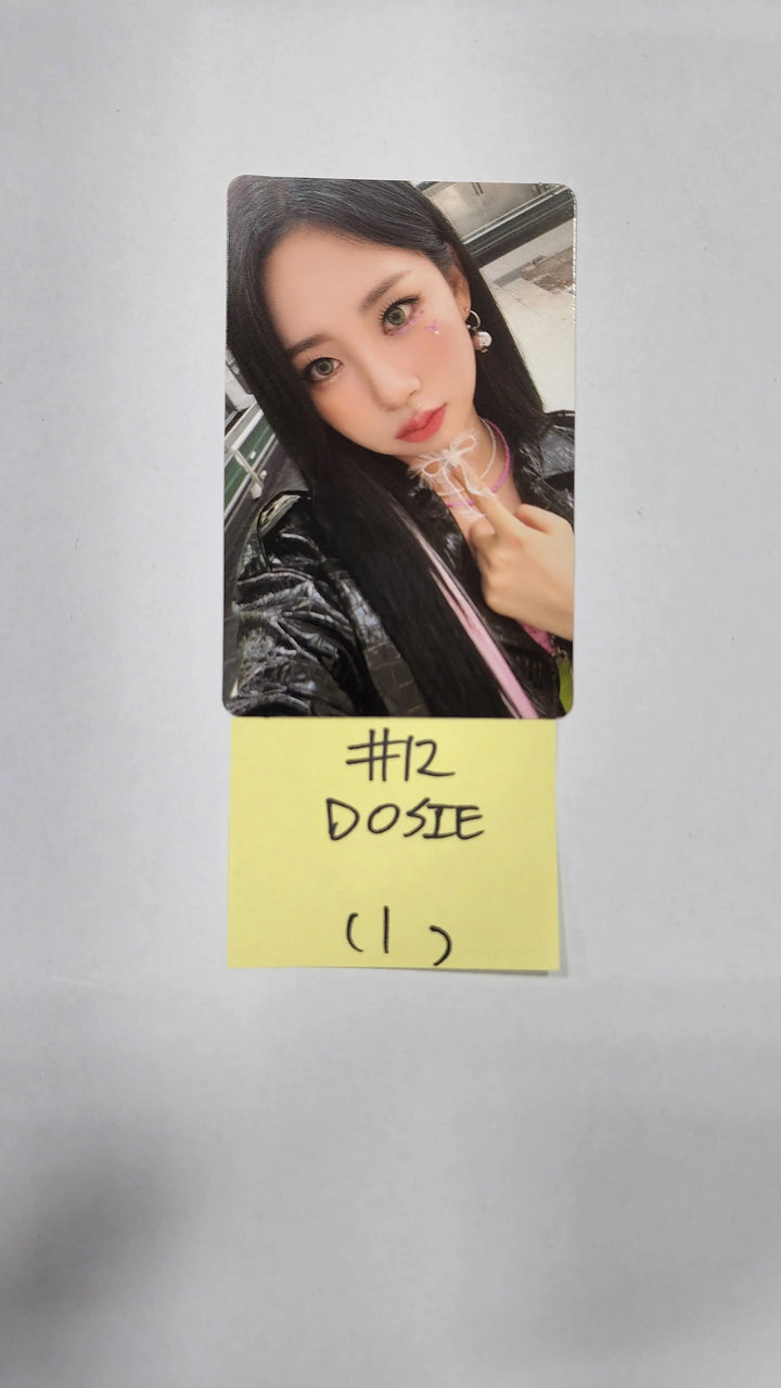 Purple Kiss 'GEEKYLAND' - Official Photocard, Mini Folded Poster - HALLYUSUPERSTORE