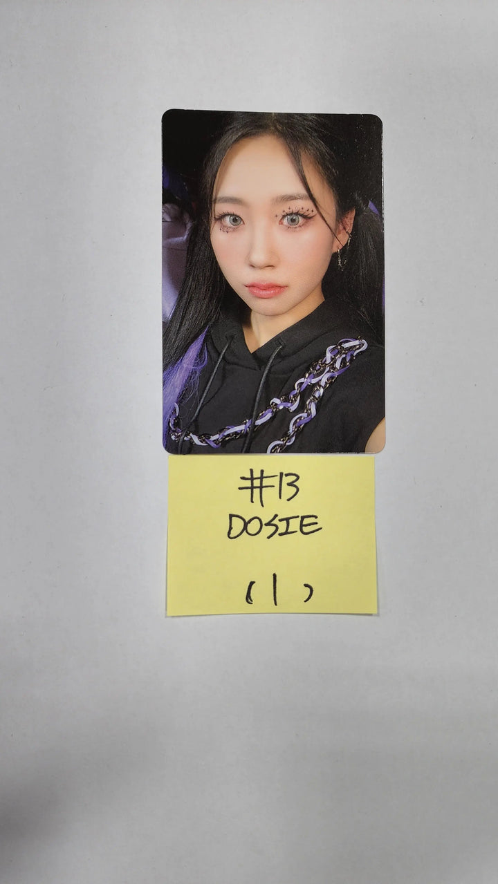Purple Kiss 'GEEKYLAND' - Official Photocard, Mini Folded Poster - HALLYUSUPERSTORE