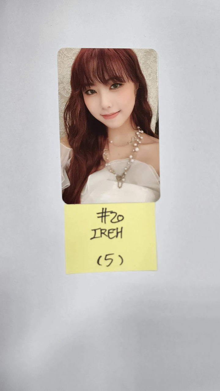 Purple Kiss 'GEEKYLAND' - Official Photocard, Mini Folded Poster - HALLYUSUPERSTORE