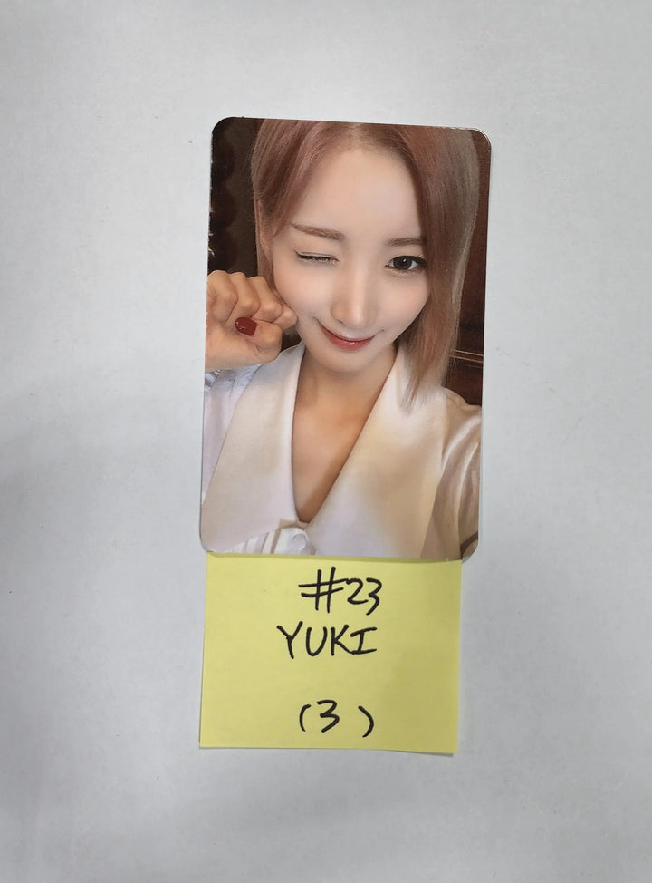 Purple Kiss 'GEEKYLAND' - Official Photocard, Mini Folded Poster - HALLYUSUPERSTORE