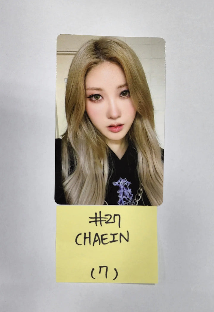 Purple Kiss 'GEEKYLAND' - Official Photocard, Mini Folded Poster - HALLYUSUPERSTORE