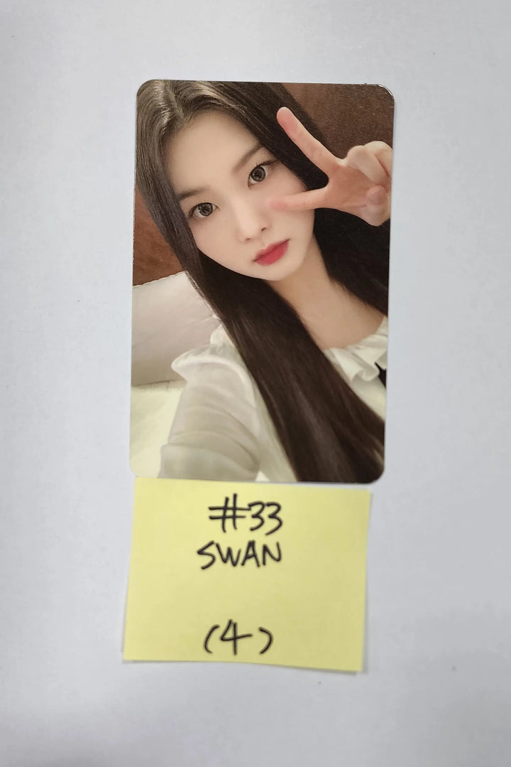 Purple Kiss 'GEEKYLAND' - Official Photocard, Mini Folded Poster - HALLYUSUPERSTORE