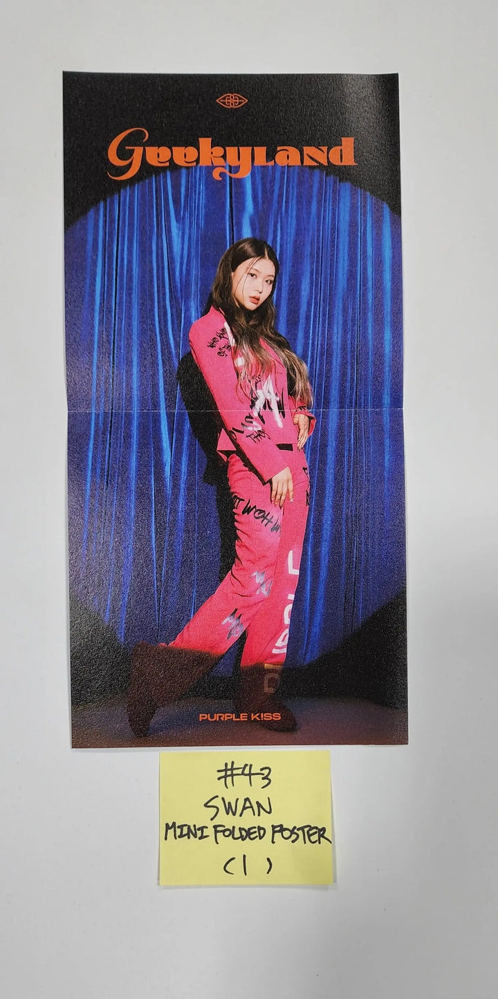 Purple Kiss 'GEEKYLAND' - Official Photocard, Mini Folded Poster - HALLYUSUPERSTORE