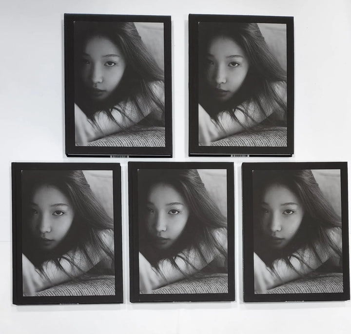 Chung Ha 'Bare&Rare Pt.1' - Hand Autographed(Signed) Promo Album - HALLYUSUPERSTORE