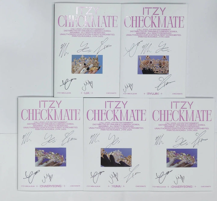 Itzy 'CHECKMATE' - Hand Autographed(Signed) Promo Album - HALLYUSUPERSTORE