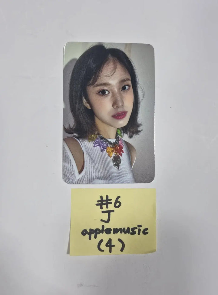 StayC 'WE NEED LOVE' - Apple Music Fansign Event Photocard - HALLYUSUPERSTORE