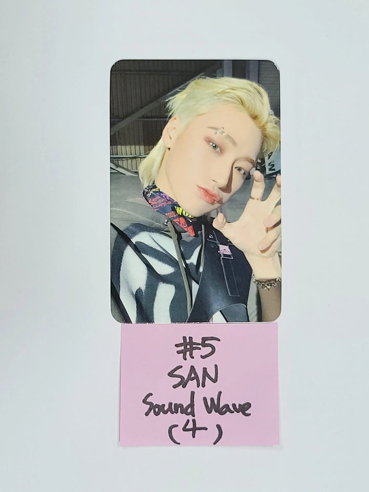 Ateez "The World Ep.1 - MOVEMENT" - Soundwave Fansign Event Benefit PhotoCard - HALLYUSUPERSTORE