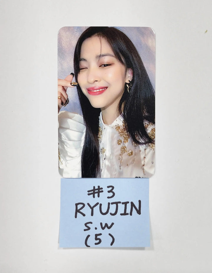 ITZY 'CHECKMATE' - Soundwave Fan Sign Event Photocard - HALLYUSUPERSTORE