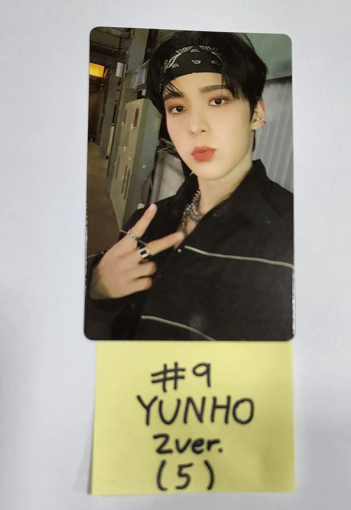 Ateez "The World Ep.1 - MOVEMENT" - Official Photocard (Yun Ho & Yeo Sang) - HALLYUSUPERSTORE