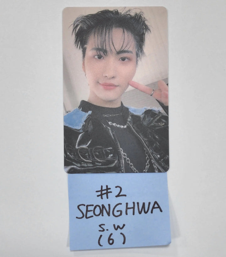 Ateez "The World Ep.1 - MOVEMENT" - Soundwave Luckydraw PVC PhotoCard + Signature Printed Photocard - HALLYUSUPERSTORE