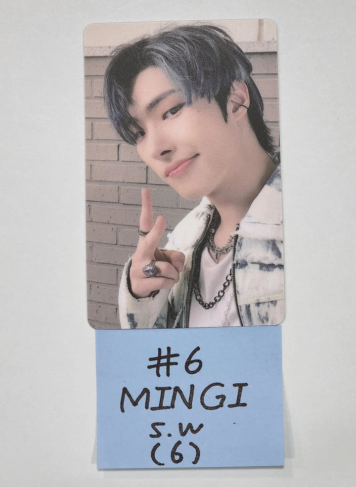 Ateez "The World Ep.1 - MOVEMENT" - Soundwave Luckydraw PVC PhotoCard + Signature Printed Photocard - HALLYUSUPERSTORE