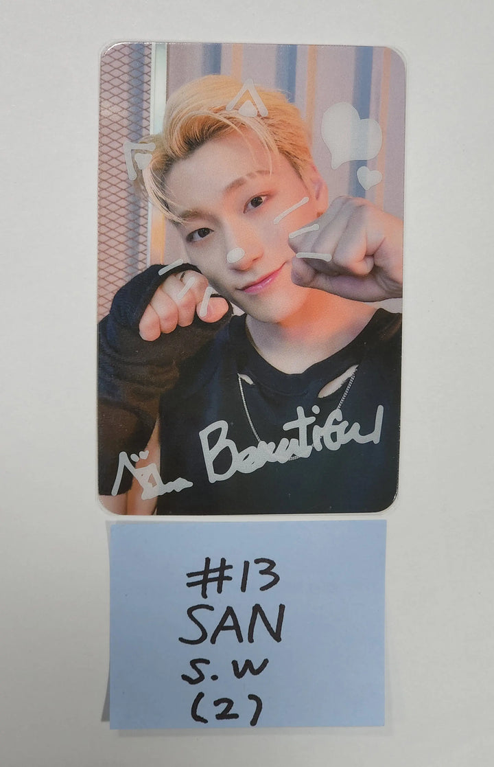 Ateez "The World Ep.1 - MOVEMENT" - Soundwave Luckydraw PVC PhotoCard + Signature Printed Photocard - HALLYUSUPERSTORE