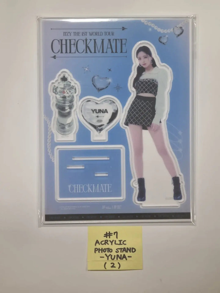 ITZY 'CHECKMATE' - The 1st World Tour Official MD - HALLYUSUPERSTORE