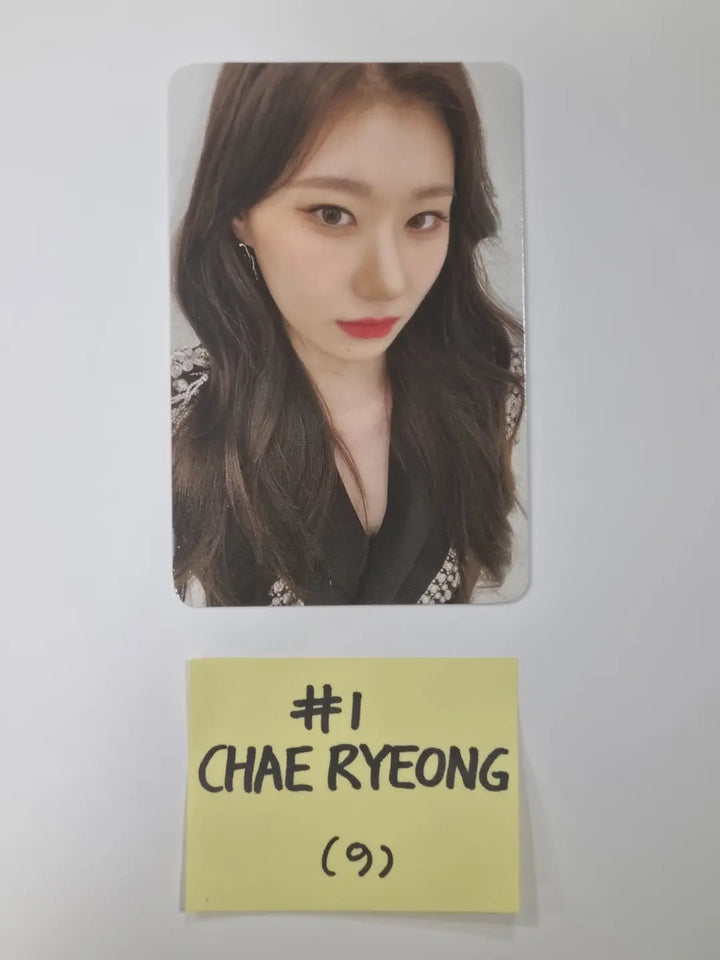 ITZY 'CHECKMATE' - The 1st World Tour Trading Photocard - HALLYUSUPERSTORE