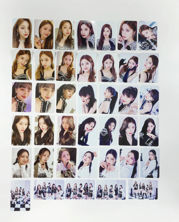 ITZY 'CHECKMATE' - The 1st World Tour Trading Photocard - HALLYUSUPERSTORE