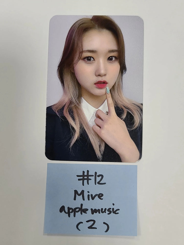 Tri.Be "LEVIOSA" - Apple Music Fansign Event Photocard - HALLYUSUPERSTORE