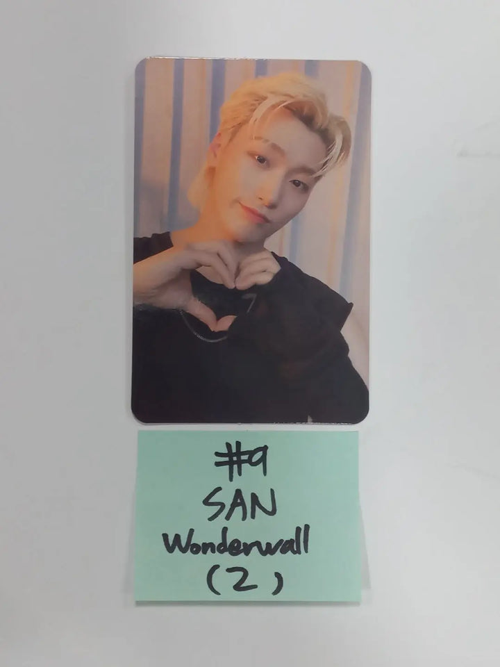 Ateez "The World Ep.1 - MOVEMENT" - Wonderwall Pre-Order Benefit Photocard - HALLYUSUPERSTORE