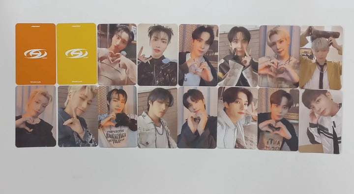 Ateez "The World Ep.1 - MOVEMENT" - Wonderwall Pre-Order Benefit Photocard - HALLYUSUPERSTORE