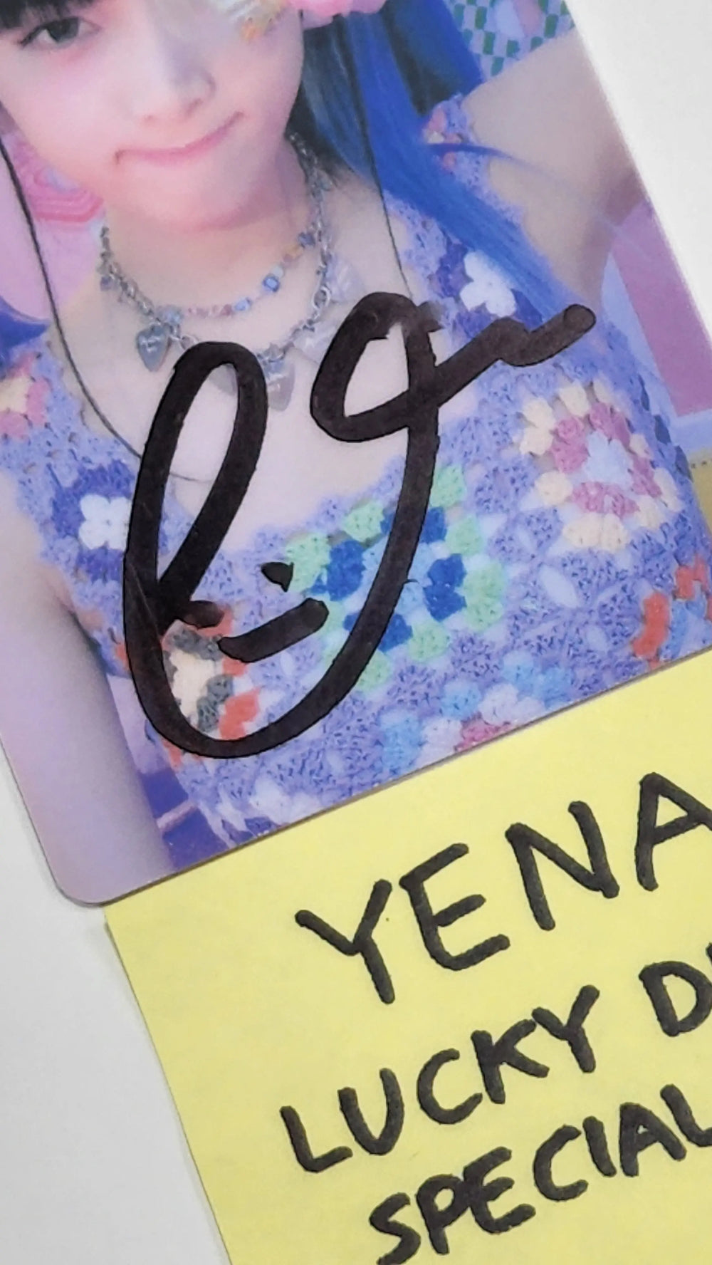 YENA - 2nd Mini "SMARTPHONE" - Hand Autographed(Signed) PVC Photocard - HALLYUSUPERSTORE