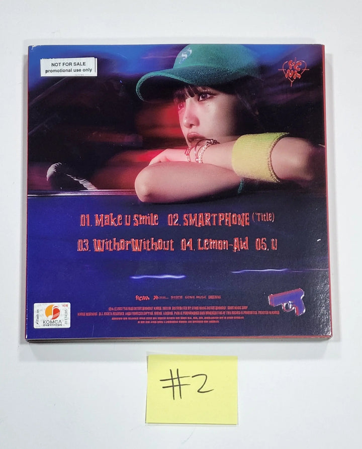 YENA "SMARTPHONE" 2nd Mini  - Hand Autographed(Signed) Promo Album - HALLYUSUPERSTORE