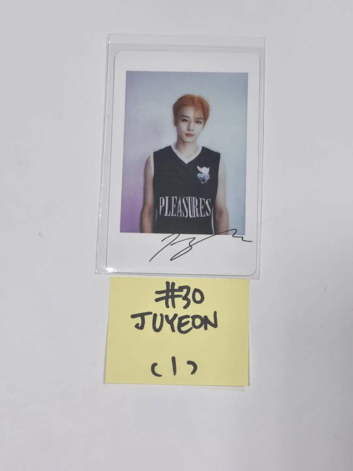 THE BOYZ "BE AWARE" 7th mini Album - Withmuu Lucky Draw Event PVC Photocard - HALLYUSUPERSTORE