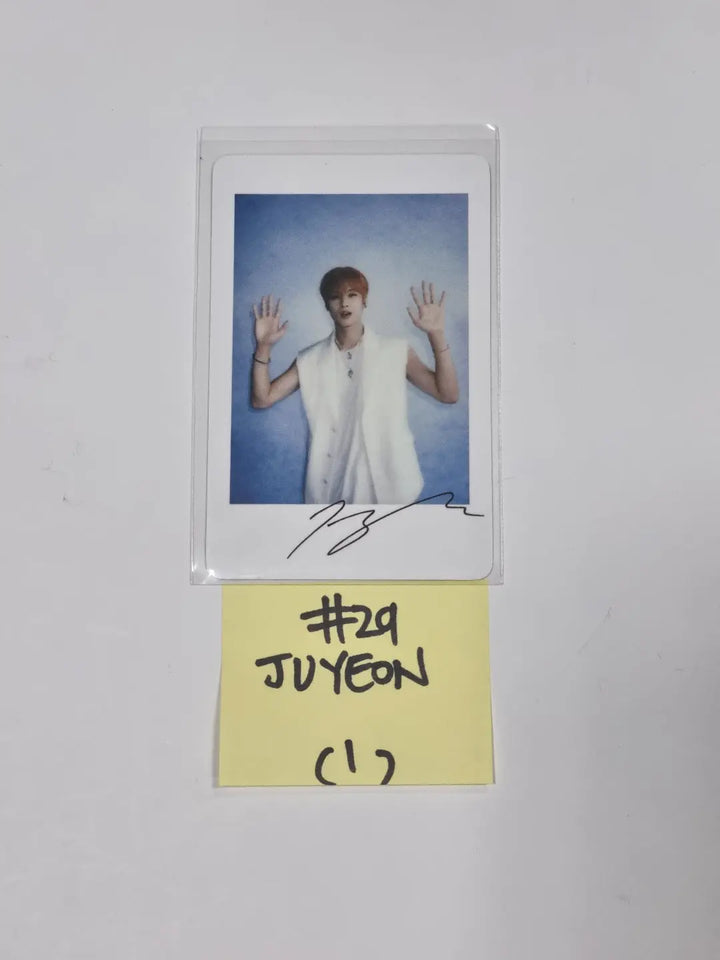 THE BOYZ "BE AWARE" 7th mini Album - Withmuu Lucky Draw Event PVC Photocard - HALLYUSUPERSTORE