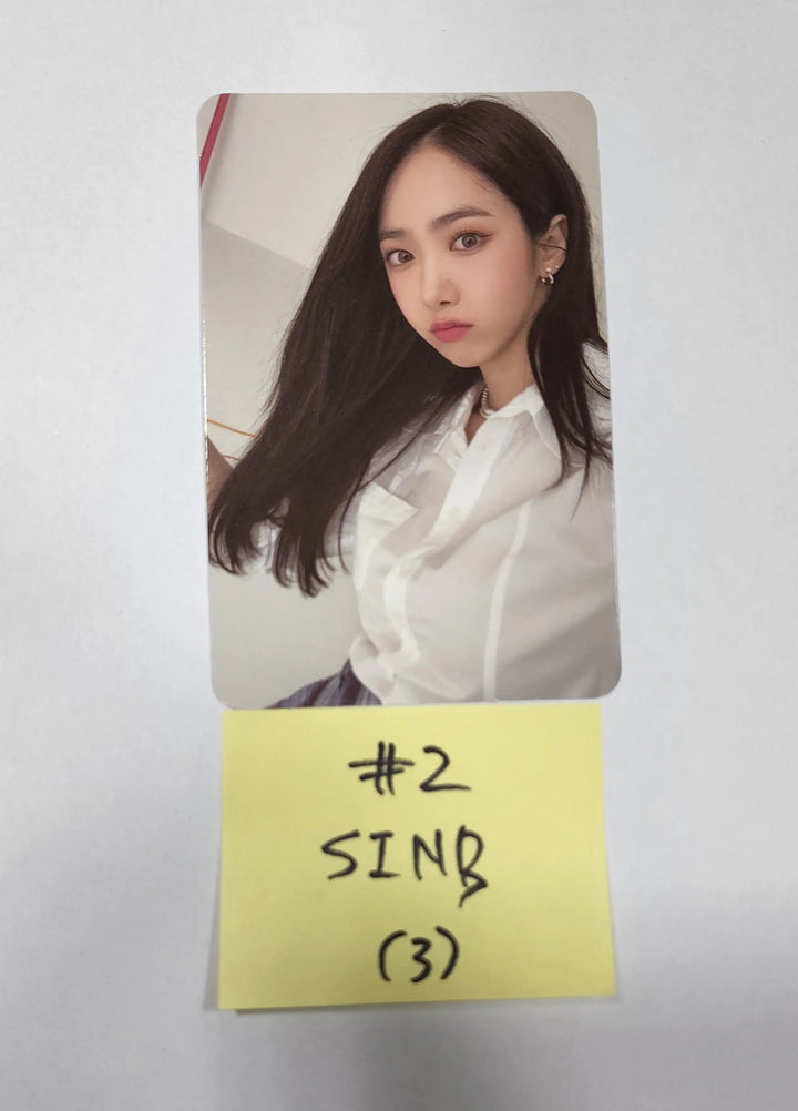 VIVIZ "The 1st VIVIDAYZ" - Official Trading Card - HALLYUSUPERSTORE