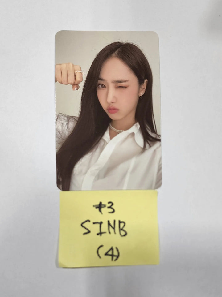 VIVIZ "The 1st VIVIDAYZ" - Official Trading Card - HALLYUSUPERSTORE
