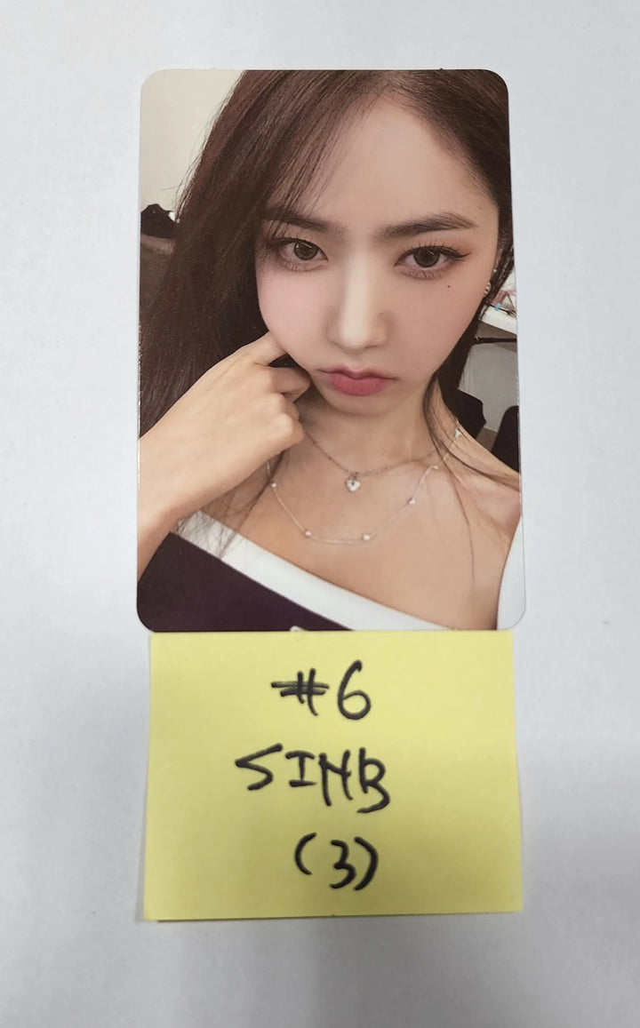 VIVIZ "The 1st VIVIDAYZ" - Official Trading Card - HALLYUSUPERSTORE