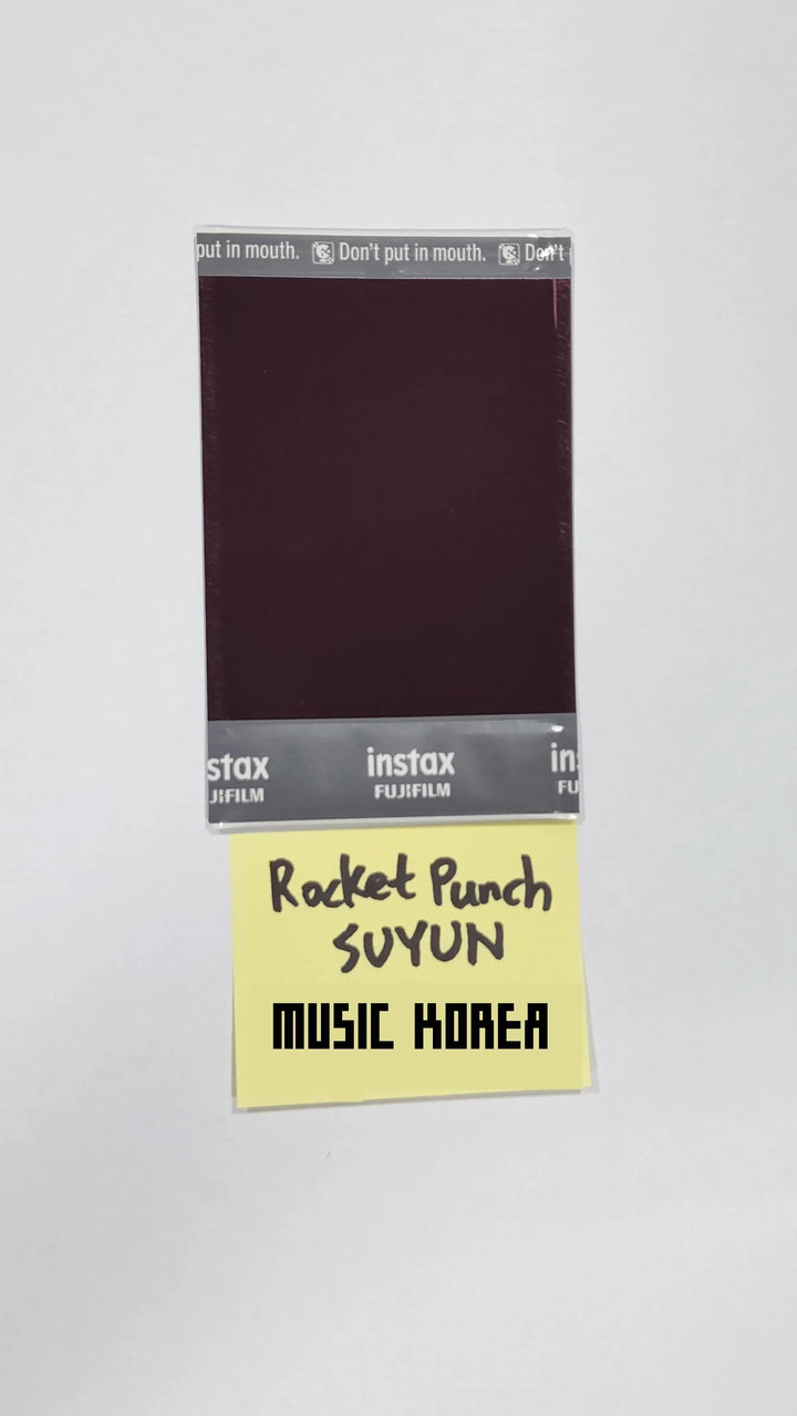 Suyun (Of Rocket Punch) 'FLASH ' - Hand Autographed(Signed) Polaroid - HALLYUSUPERSTORE