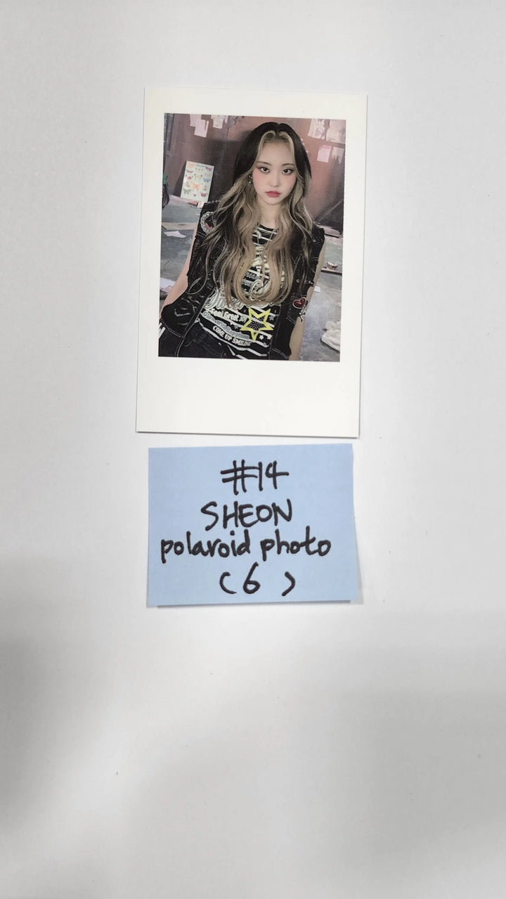 Billlie 'the Billage of perception : chapter two' - Official Polaroid Type Photocard - HALLYUSUPERSTORE