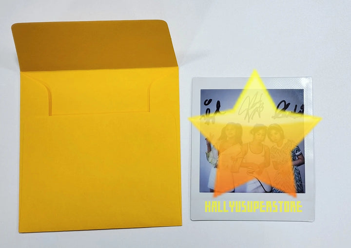 VIVIZ "Summer Vibe"  – Hand Autographed(Signed) Polaroid - HALLYUSUPERSTORE