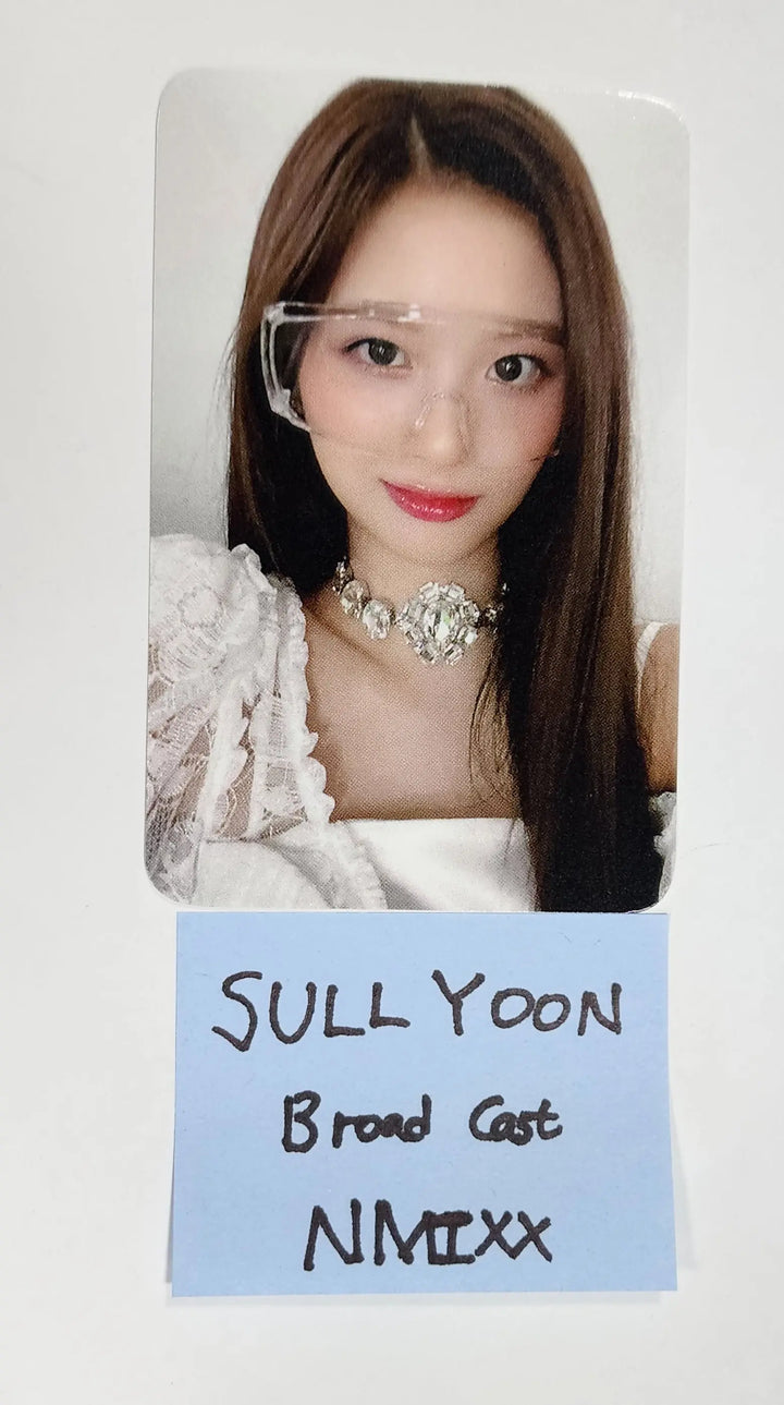 Sullyoon, Jinni (of NMIXX) 'ENTWURF' - Broadcast Photocard - HALLYUSUPERSTORE