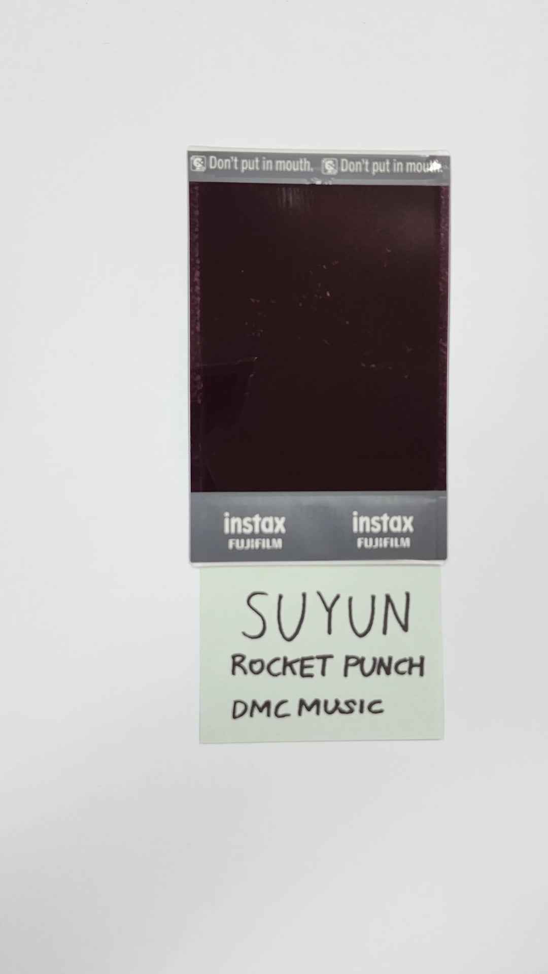 Suyun (Of Rocket Punch) 'FLASH ' - Hand Autographed(Signed) Polaroid - HALLYUSUPERSTORE