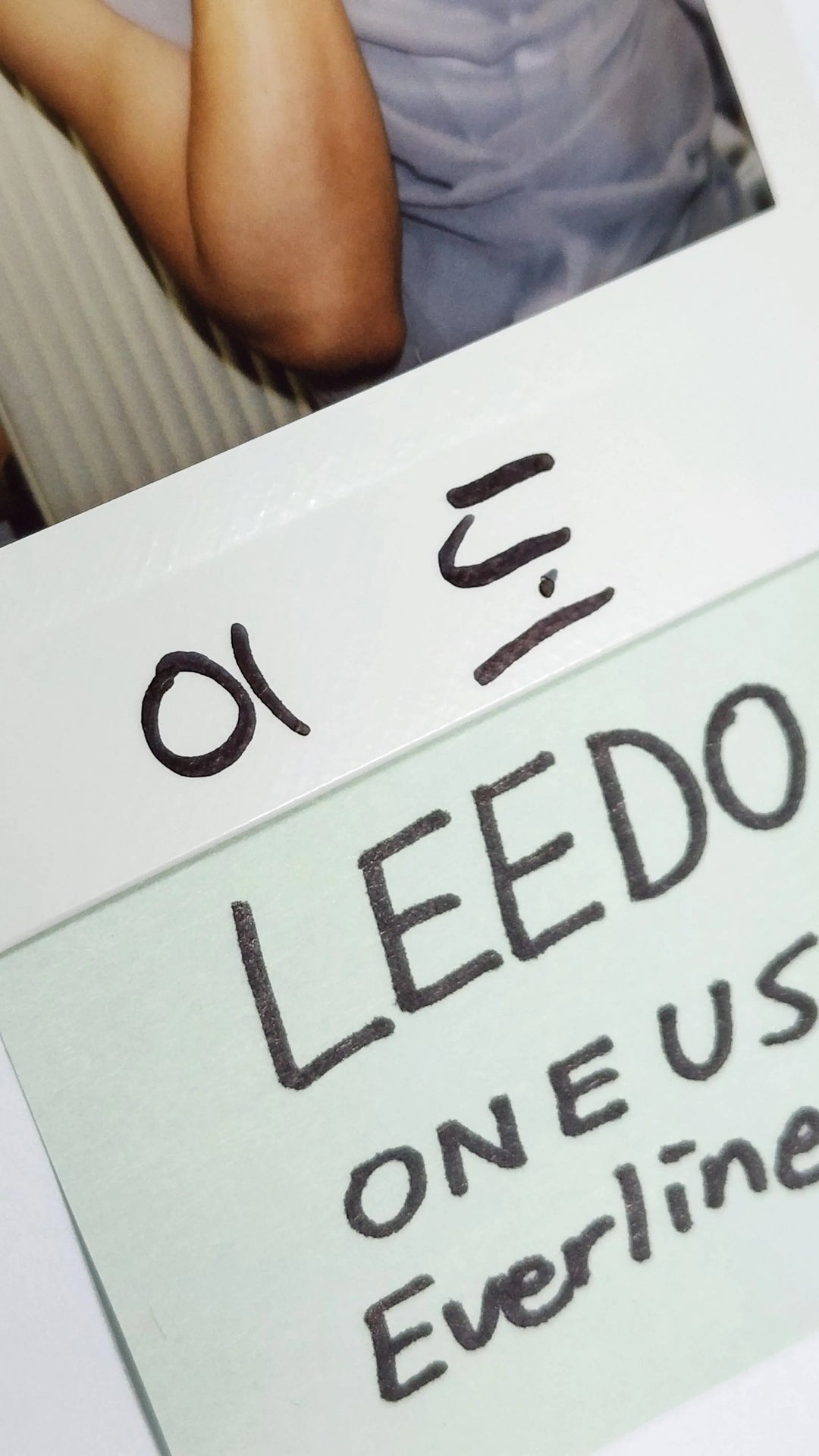 LEEDO (of Oneus) "MALUS" - Hand Autographed(Signed) Polaroid - HALLYUSUPERSTORE