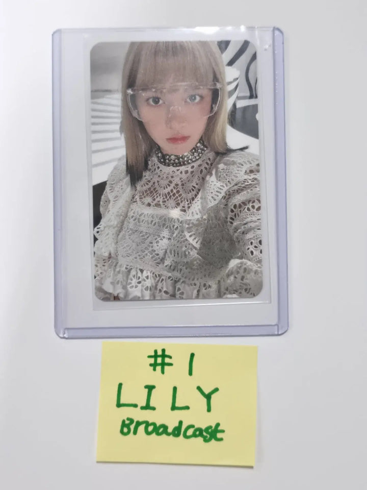 NMIXX 'ENTWURF' - Broadcast Photocard (2) - HALLYUSUPERSTORE