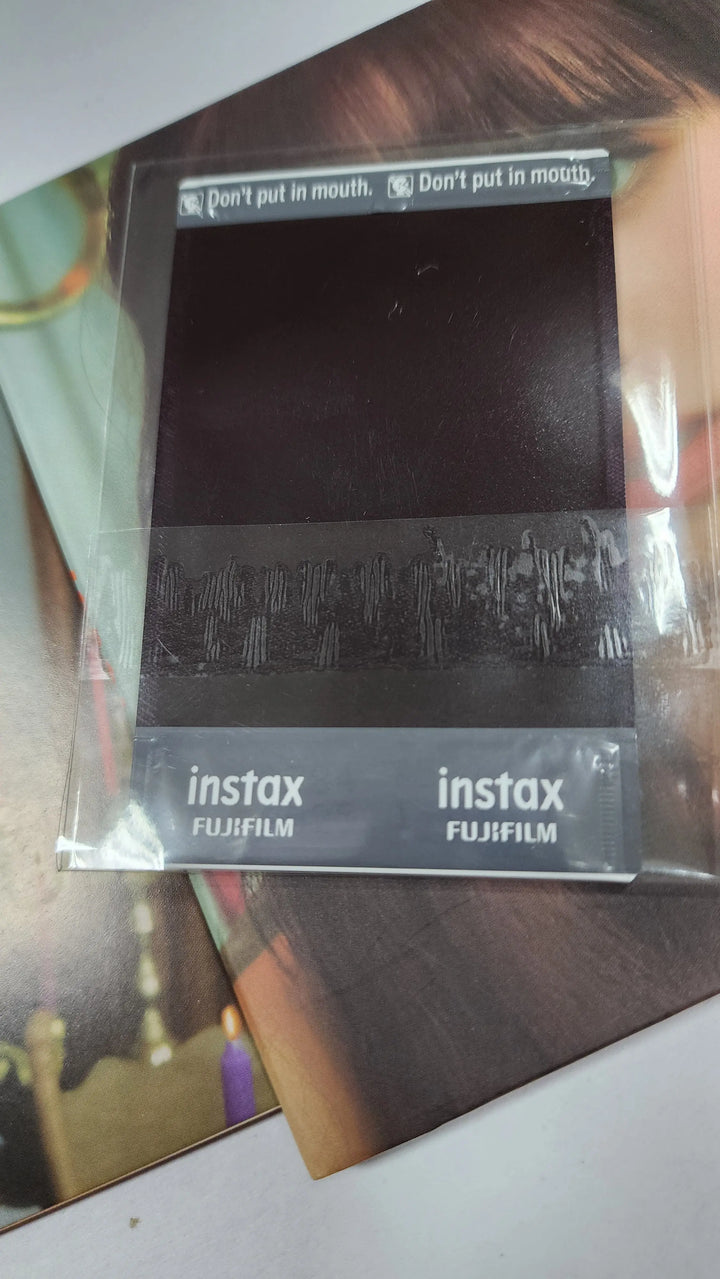 IREH (of Purple Kiss) 4th mini – Hand Autographed(Signed) Polaroid & Album - HALLYUSUPERSTORE