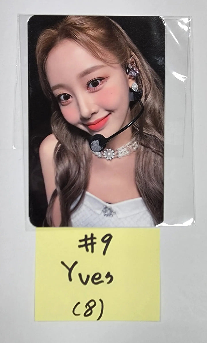 Loona "LOONATHEWORLD" 2022 Loona 1st World Tour - Mood Light Photocard - HALLYUSUPERSTORE
