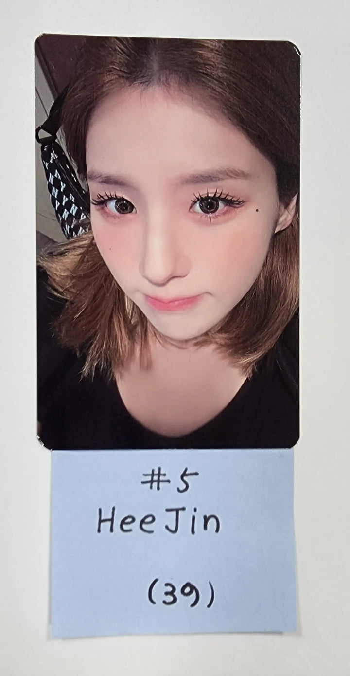 Loona "LOONATHEWORLD" 2022 Loona 1st World Tour - Trading Photocard - HALLYUSUPERSTORE