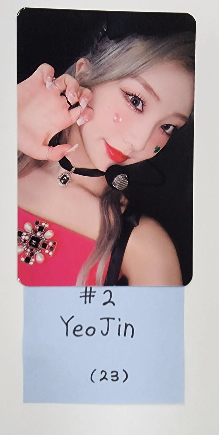 Loona "LOONATHEWORLD" 2022 Loona 1st World Tour - Trading Photocard - HALLYUSUPERSTORE