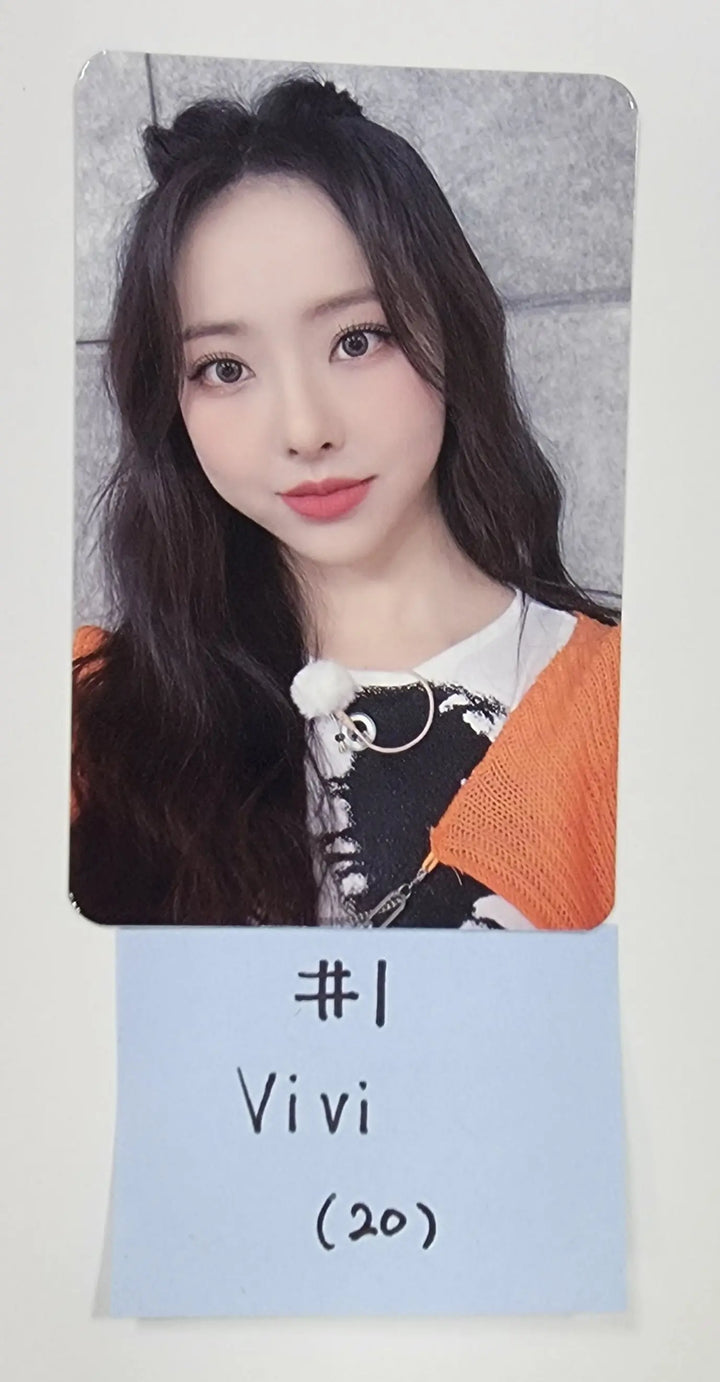 Loona "LOONATHEWORLD" 2022 Loona 1st World Tour - Trading Photocard - HALLYUSUPERSTORE