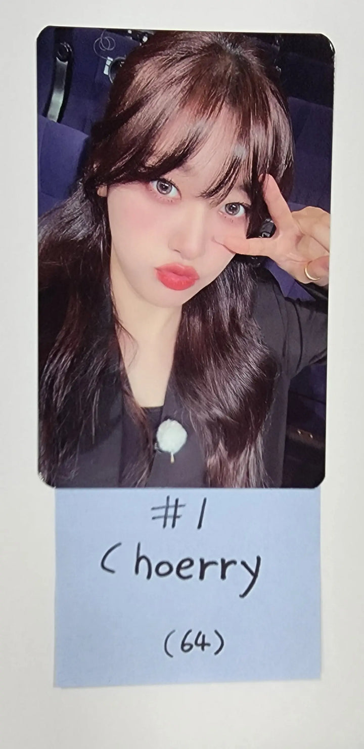 Loona "LOONATHEWORLD" 2022 Loona 1st World Tour - Trading Photocard - HALLYUSUPERSTORE