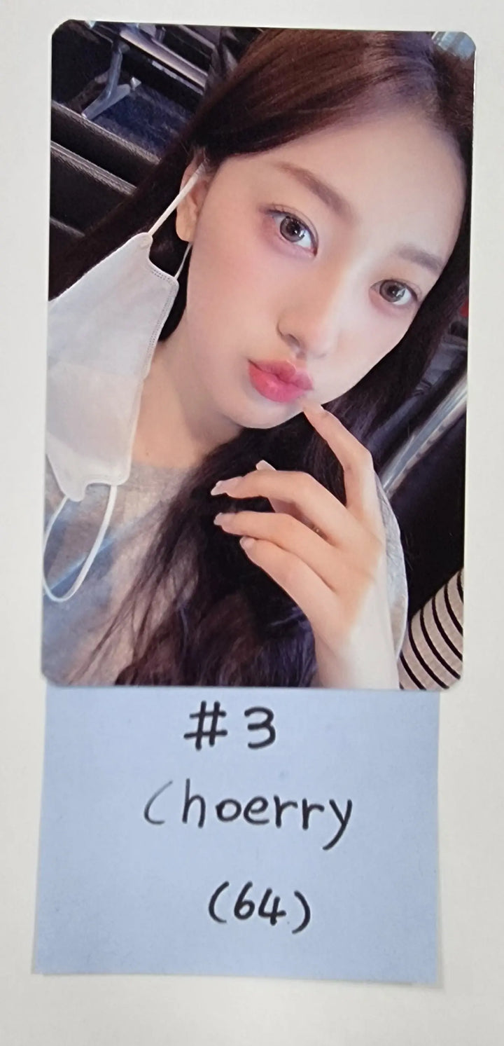 Loona "LOONATHEWORLD" 2022 Loona 1st World Tour - Trading Photocard - HALLYUSUPERSTORE