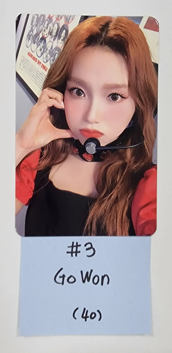 Loona "LOONATHEWORLD" 2022 Loona 1st World Tour - Trading Photocard - HALLYUSUPERSTORE
