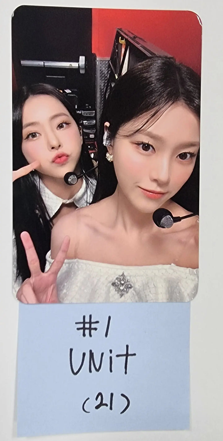 Loona "LOONATHEWORLD" 2022 Loona 1st World Tour - Trading Photocard - HALLYUSUPERSTORE