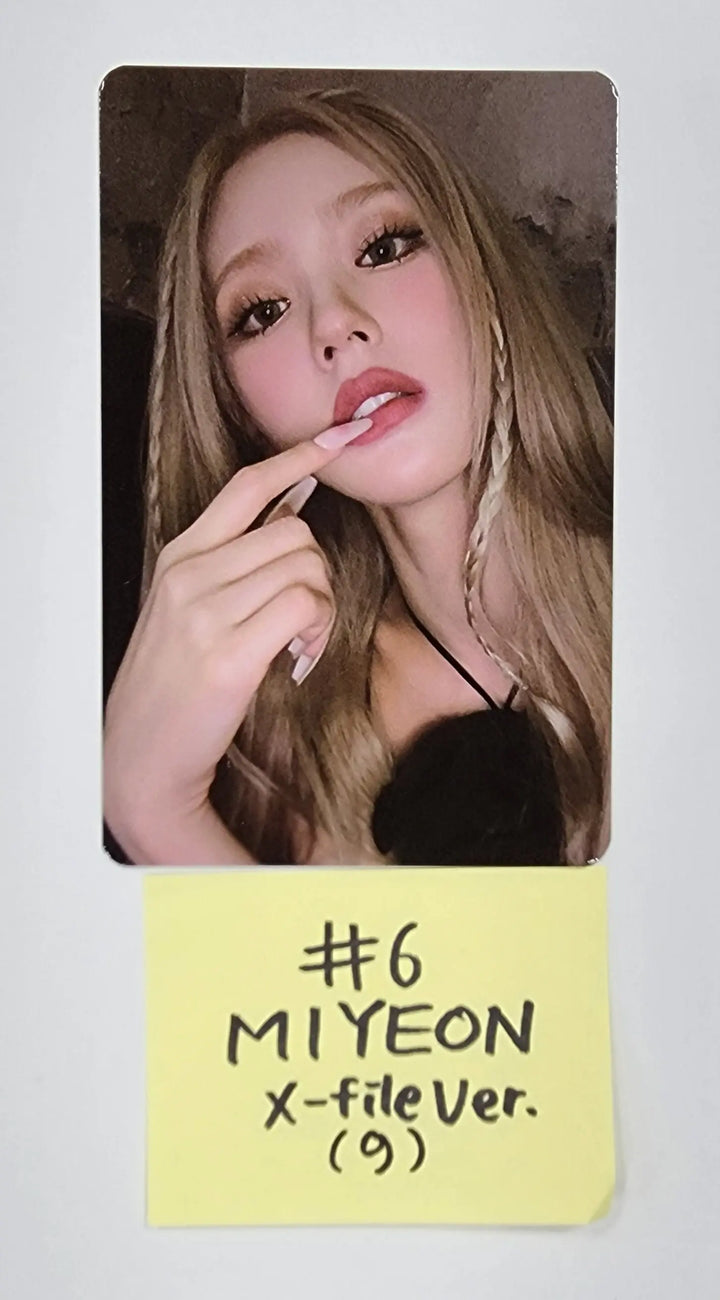 (g) I-DLE "I LOVE" - Official Photocard - HALLYUSUPERSTORE