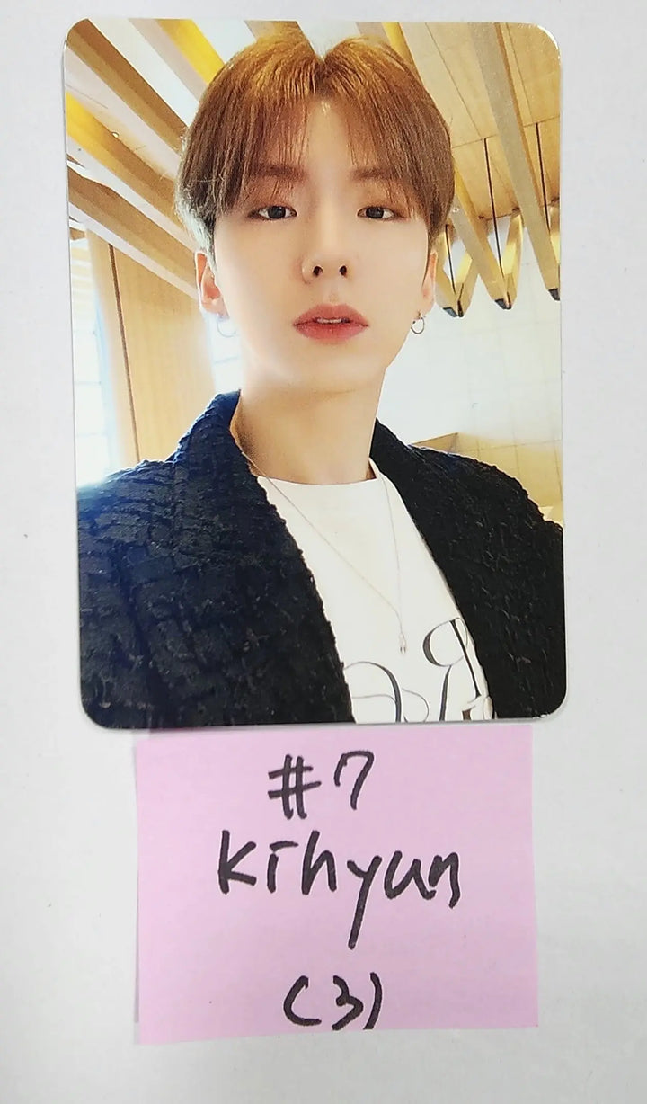 Monsta X 2022 NO LIMIT TOUR IN SEOUL - Random Photocard - HALLYUSUPERSTORE