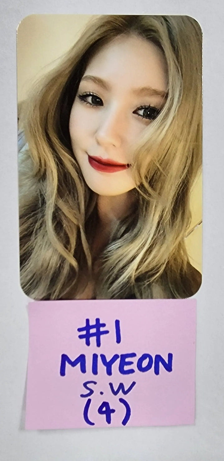 (g) I-DLE "I LOVE" - Soundwave Fansign Event Photocard - HALLYUSUPERSTORE