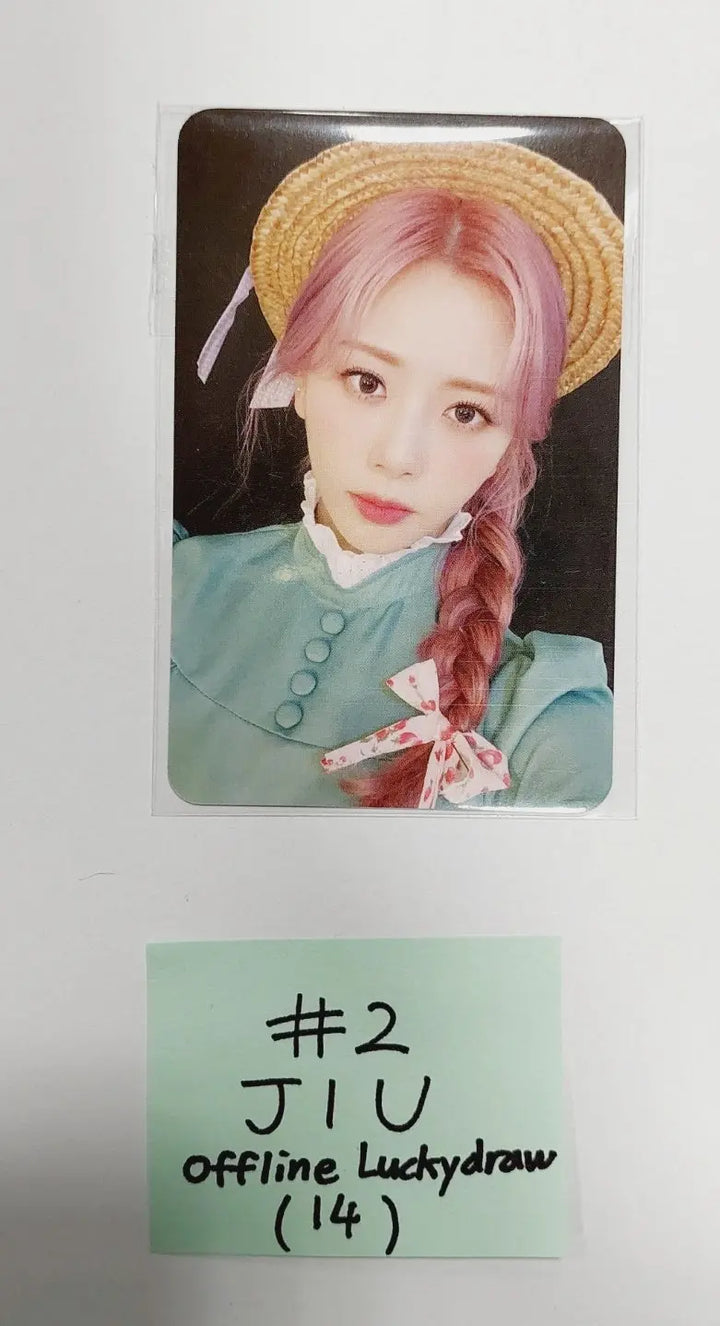 Dreamcatcher "Apocalypse Broken Halloween" - Offline Lucky Draw Event Photocard - HALLYUSUPERSTORE